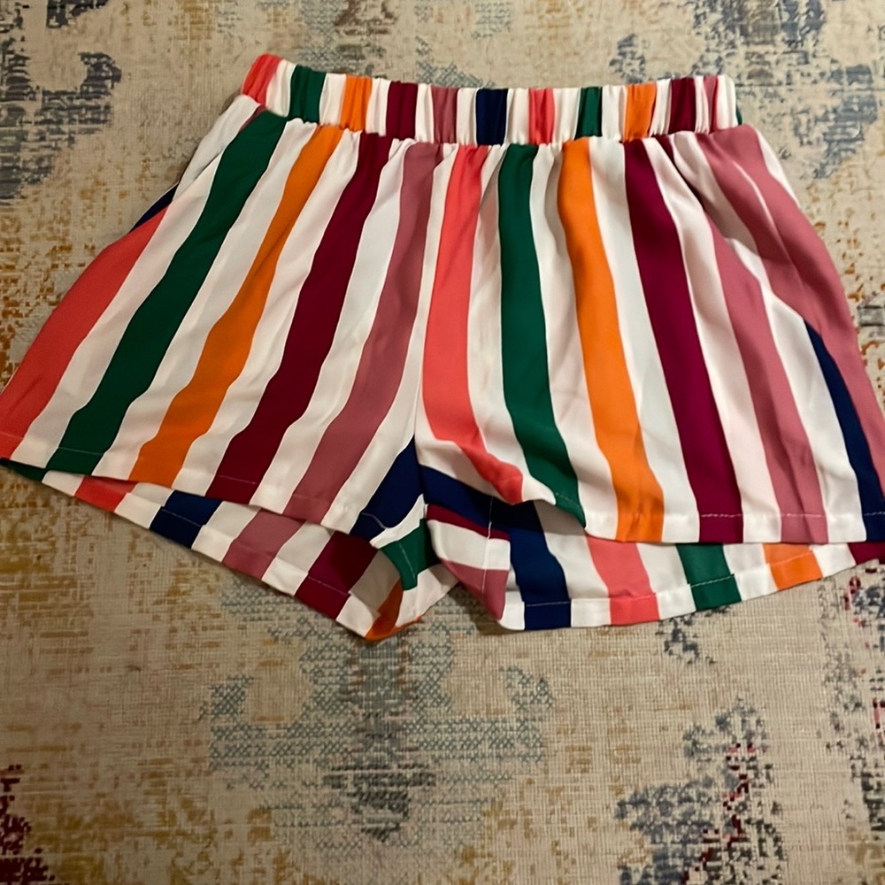 Women’s colorful striped shorts With Pockets from a local boutique New With Tag